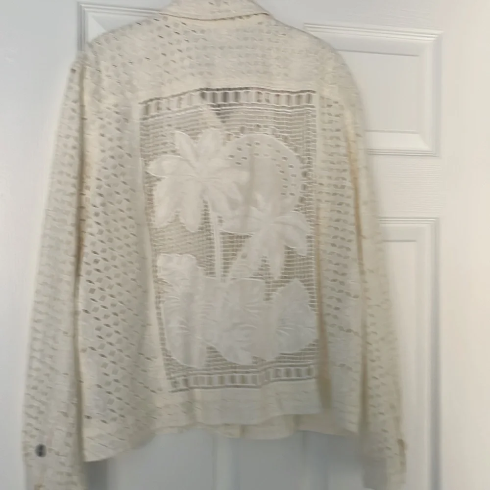 Johnny Was cropped jacket - Picture 2 of 3